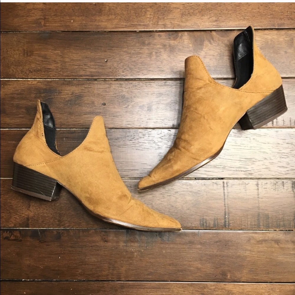 Zara Trafalac Camel Booties